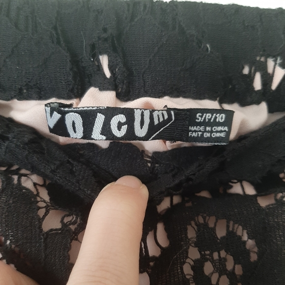 Volcom Hi-lo Black lace skirt - Picture 2 of 3